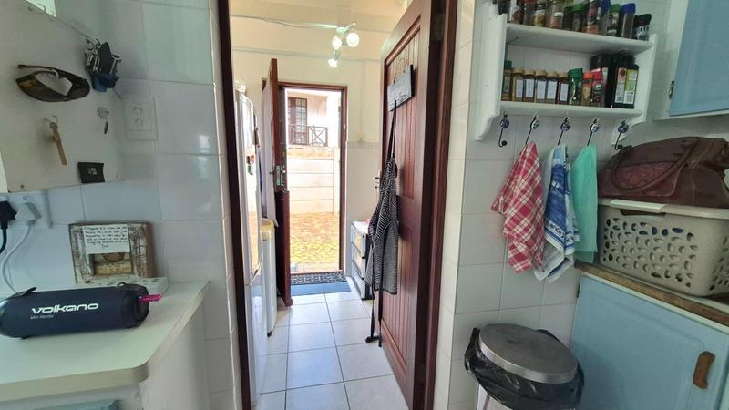 4 Bedroom Property for Sale in Hartenbos Heuwels Western Cape